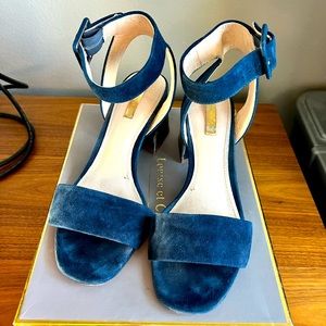 Navy blue suede heeled sandal